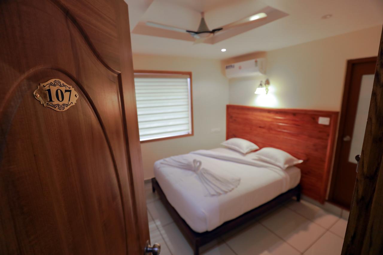 Roses Inn Fortkochi Kültér fotó