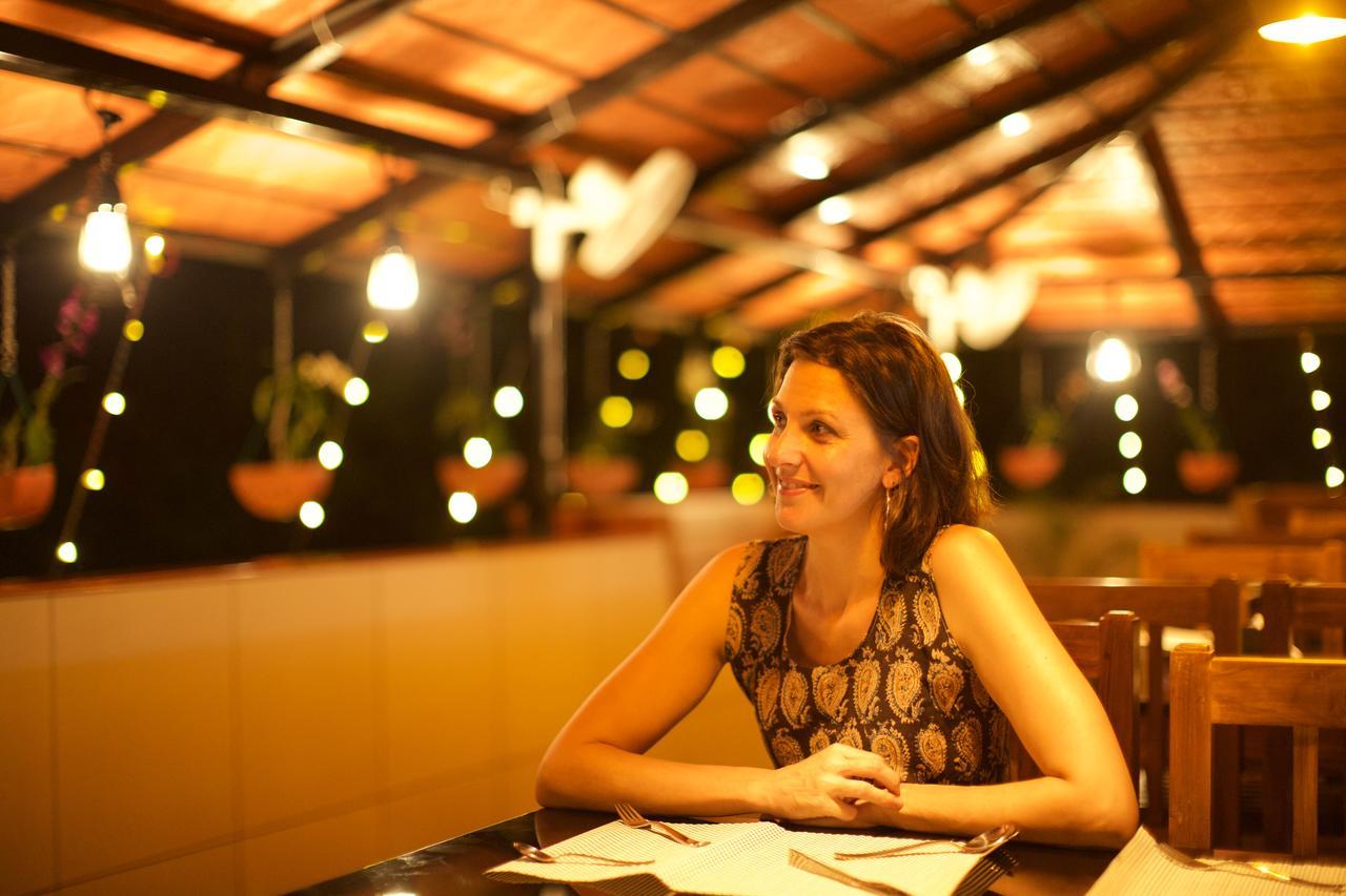 Roses Inn Fortkochi Kültér fotó